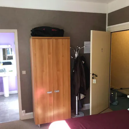De La Seine Bed & Breakfast *